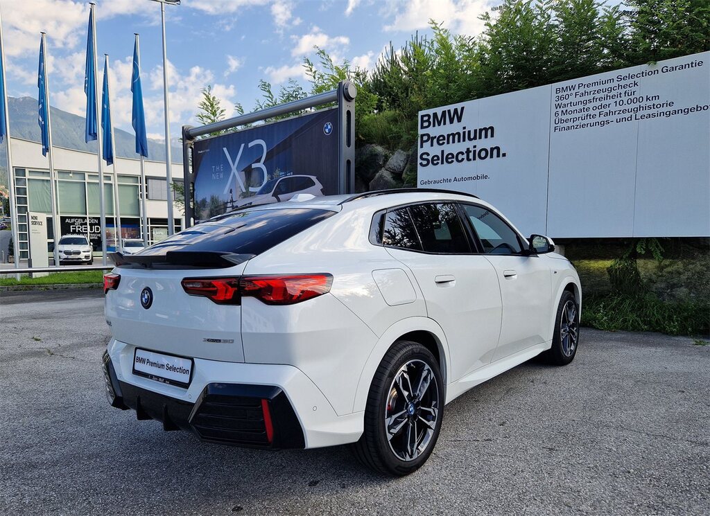 vehicle-2846551-18-2