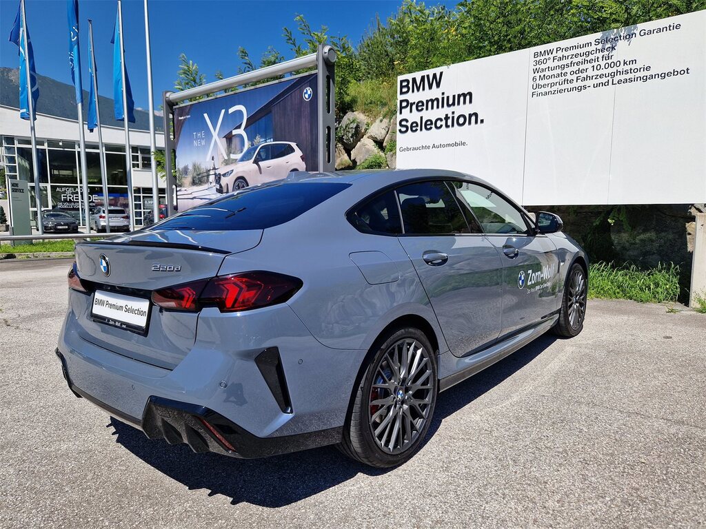 vehicle-2878634-15-2