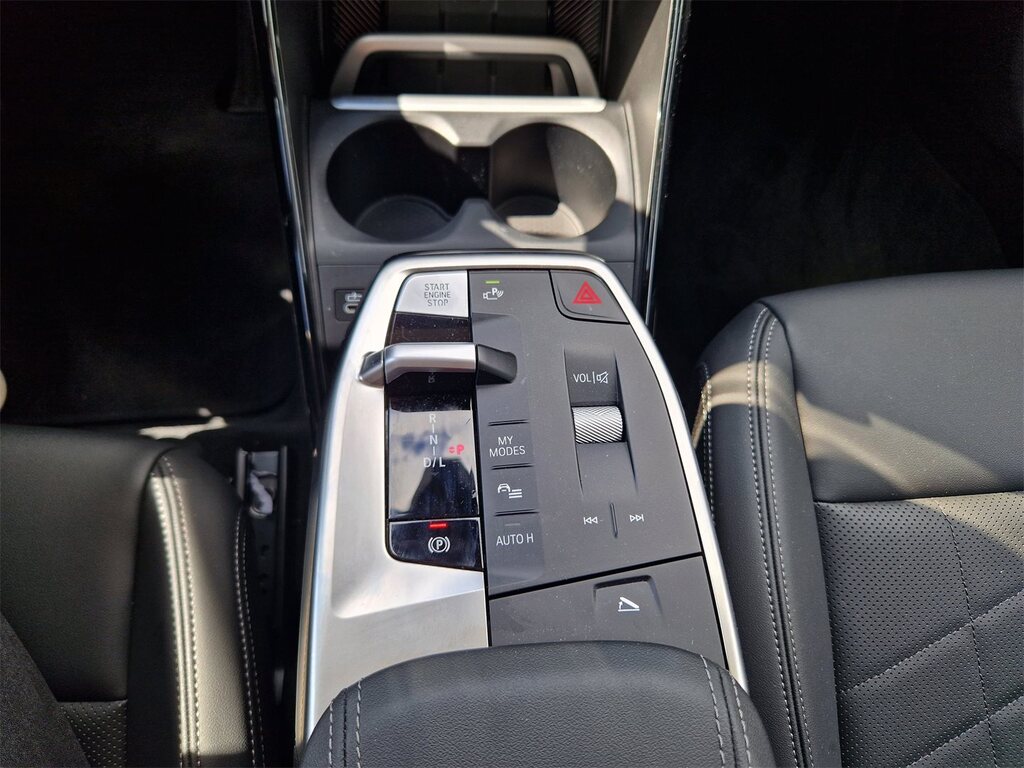 vehicle-2936747-13-2