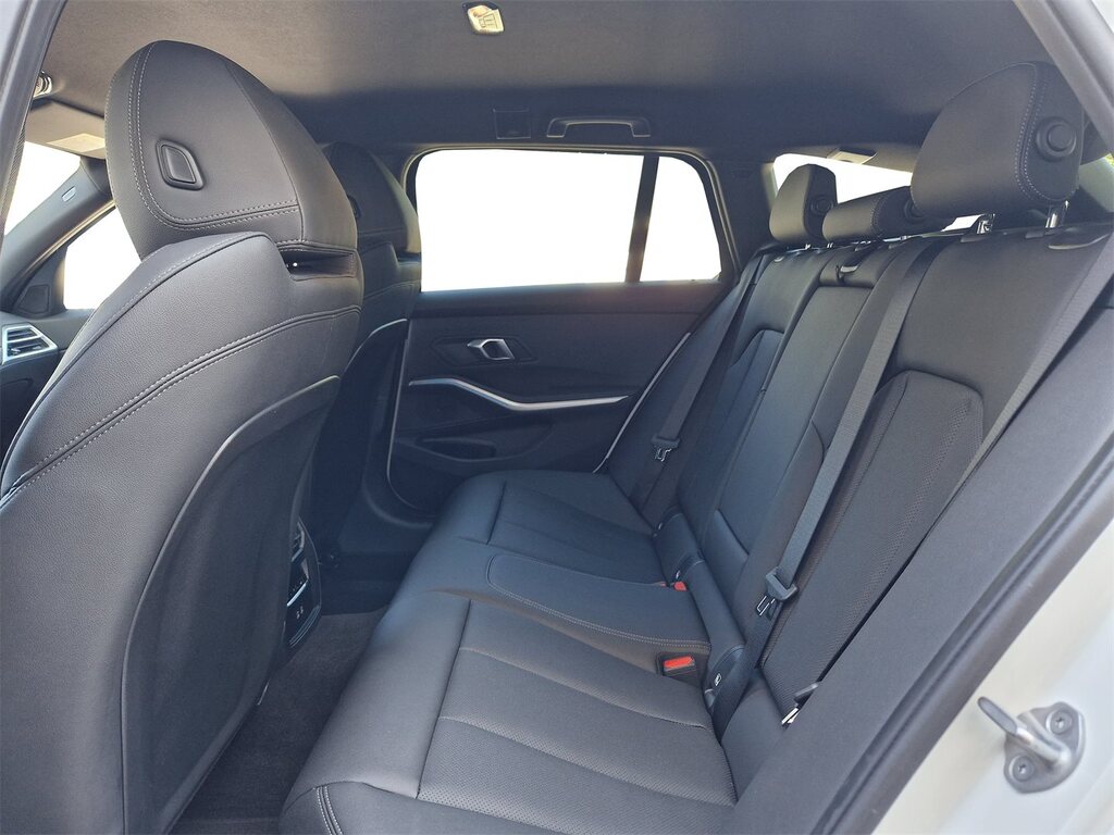 vehicle-2960123-15-2