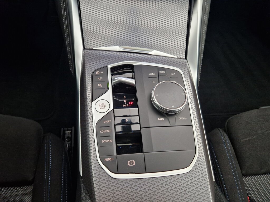 vehicle-2996200-12-2