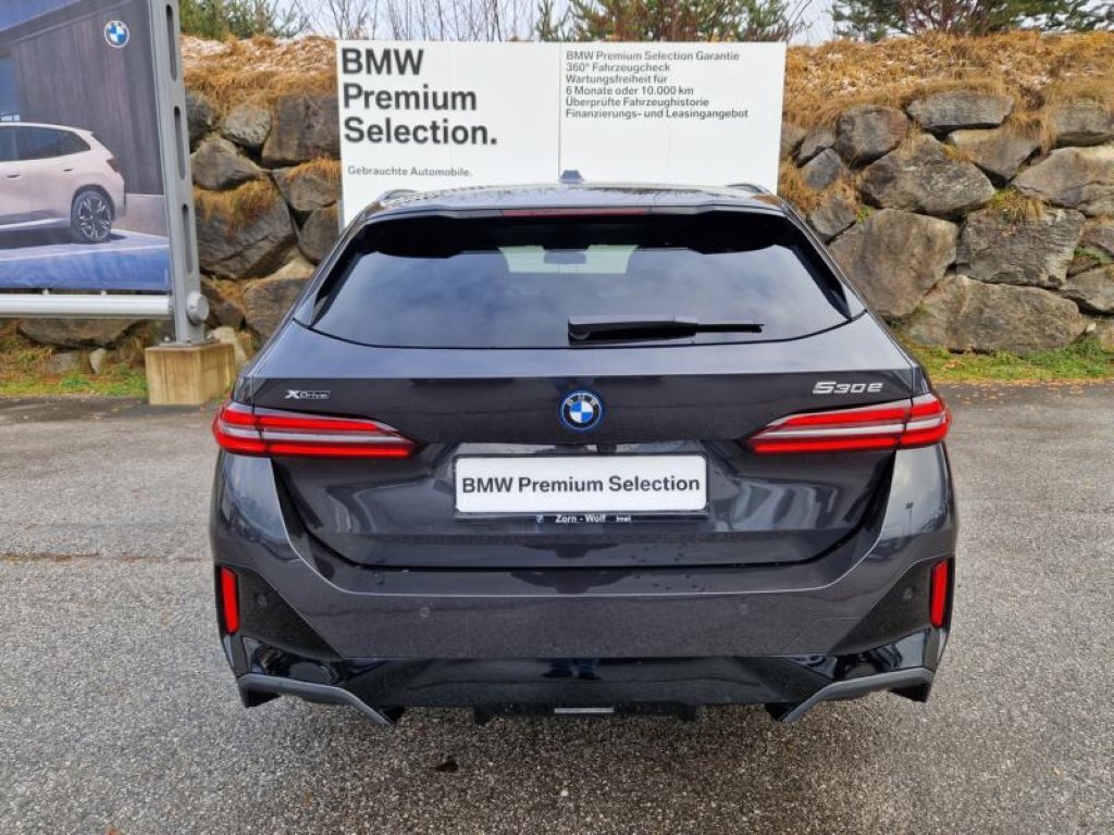 vehicle-3005646-18-2