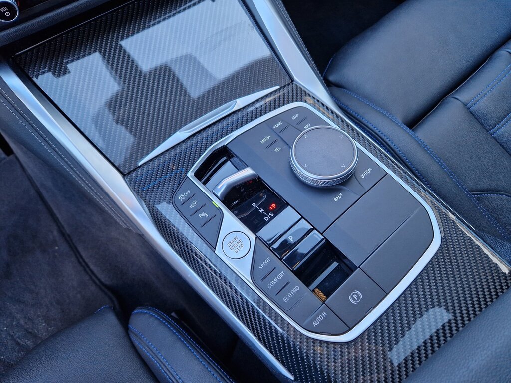 vehicle-3018740-11-2