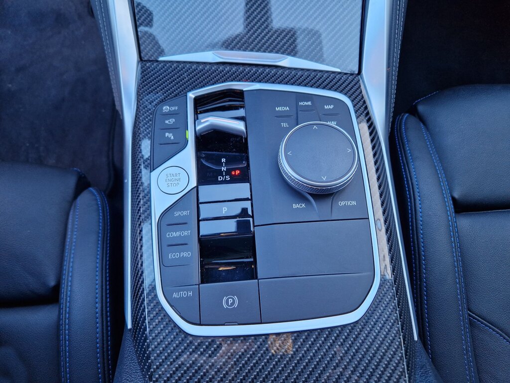 vehicle-3018740-12-2