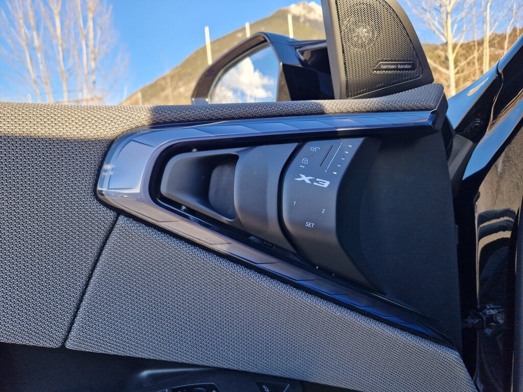 vehicle-3026468-15-2