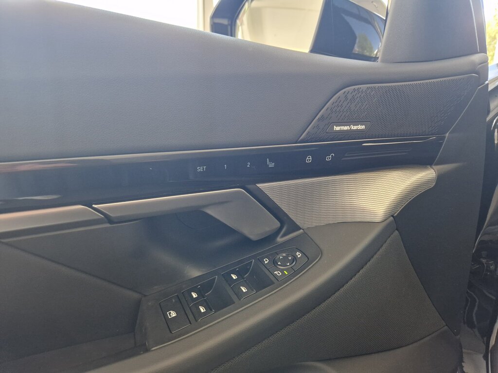 vehicle-2748447-14
