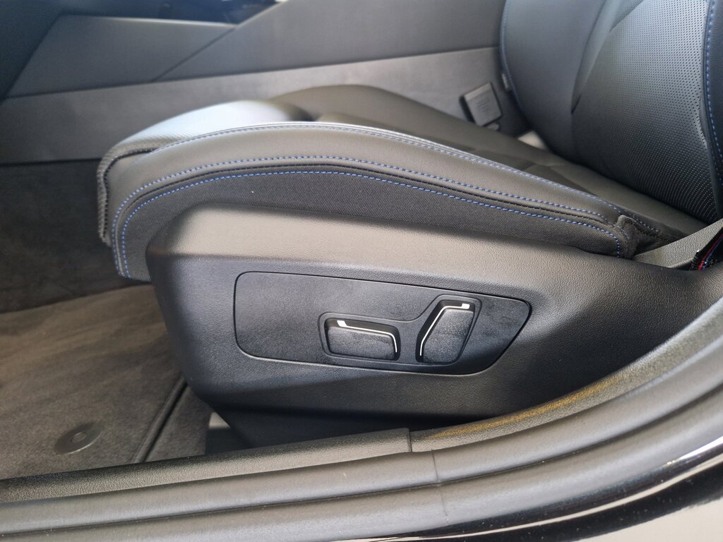 vehicle-2748447-15