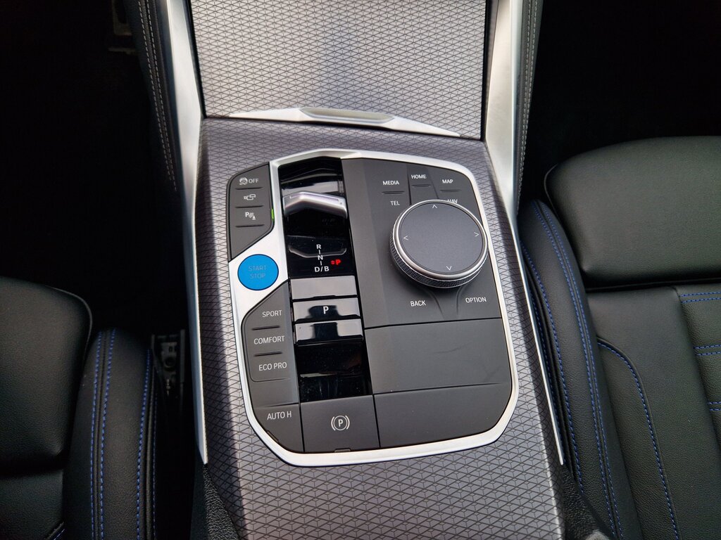 vehicle-3066550-11