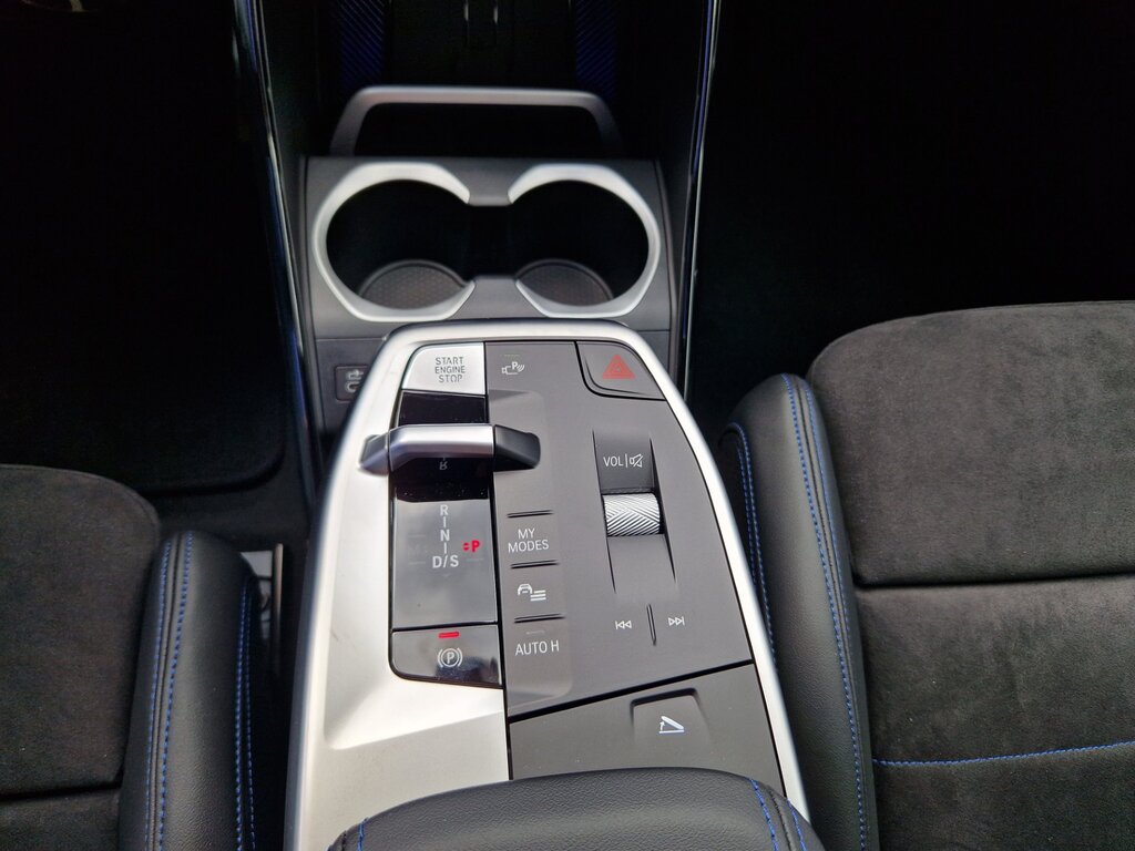 vehicle-3084620-12