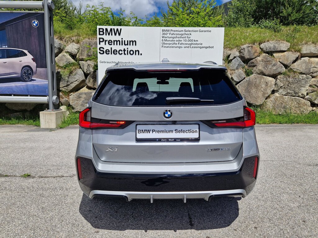 vehicle-3084620-17