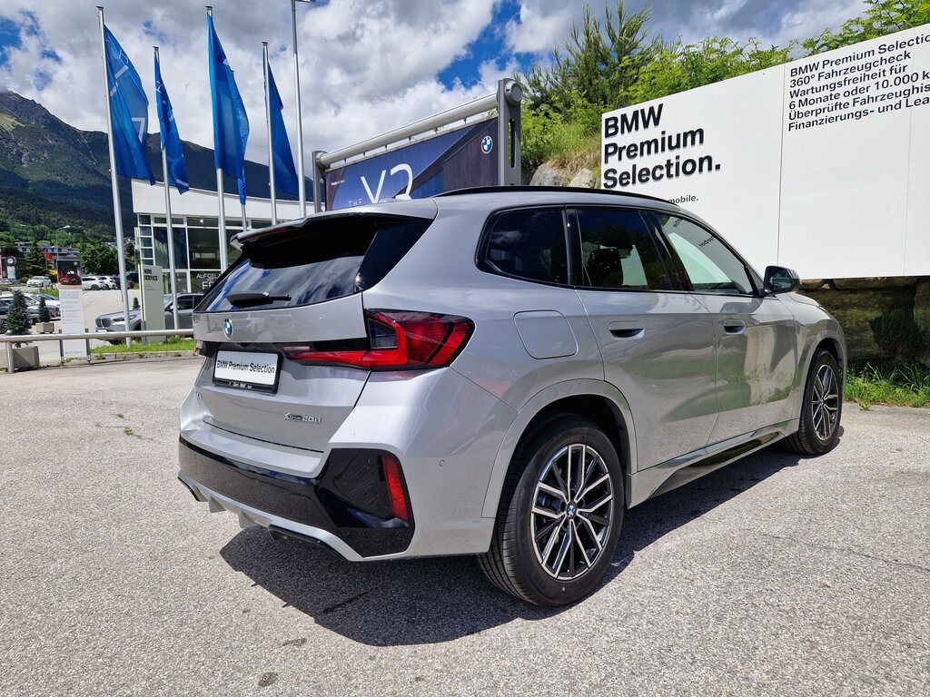 vehicle-3084620-18