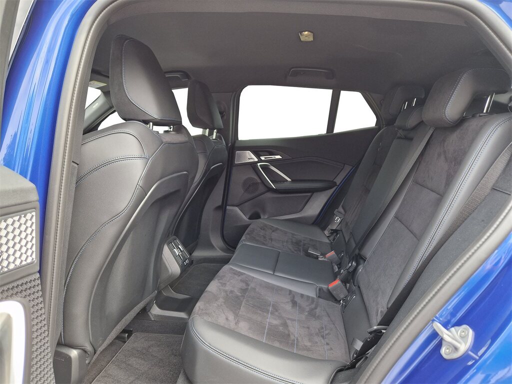 vehicle-2972536-17