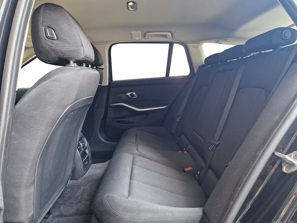 vehicle-3108606-14