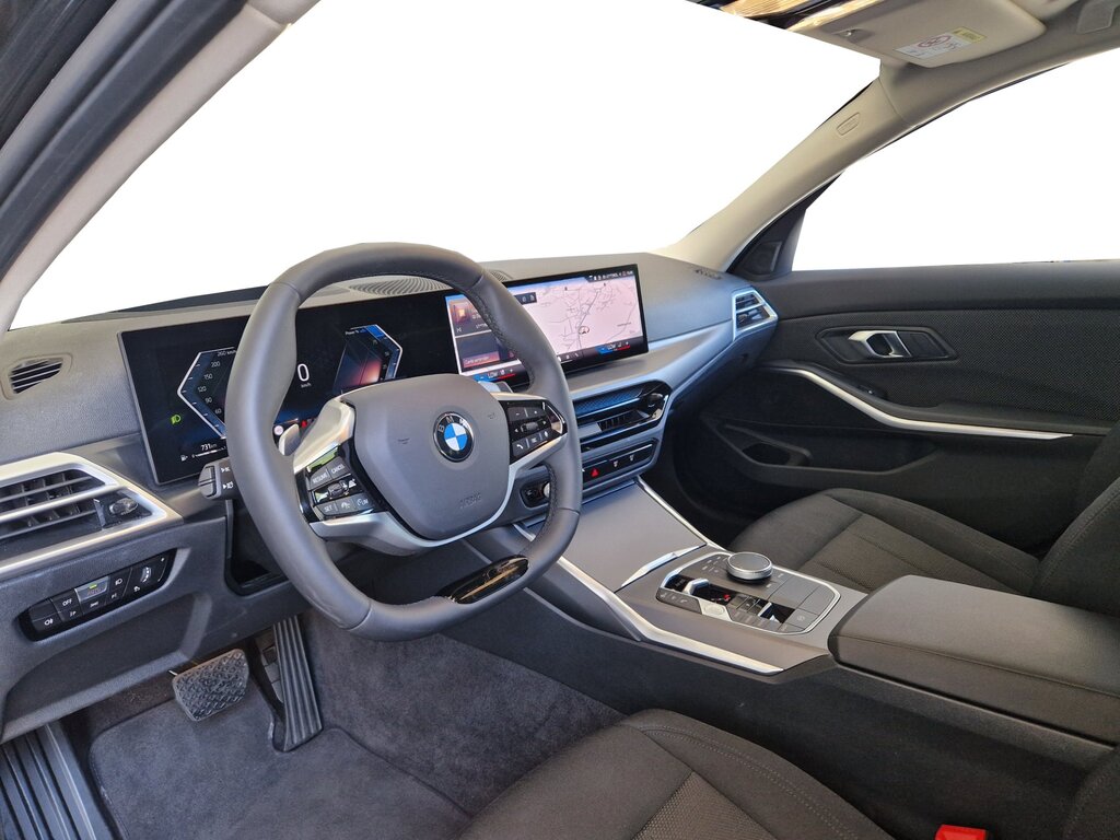 vehicle-3108606-6