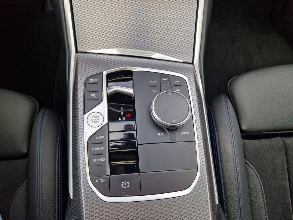 vehicle-2714338-12