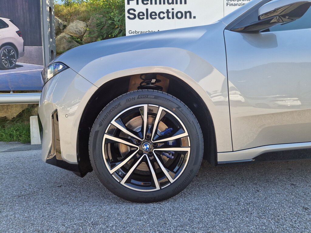 vehicle-3114679-2