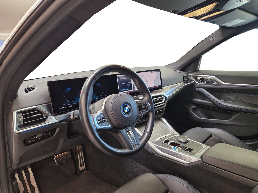 vehicle-3118210-4